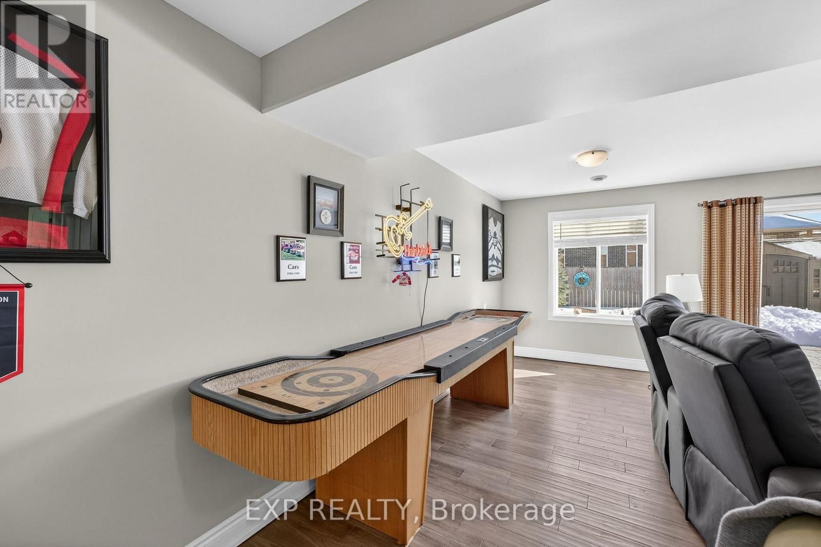 15 KEMPTON AVENUE Image 20