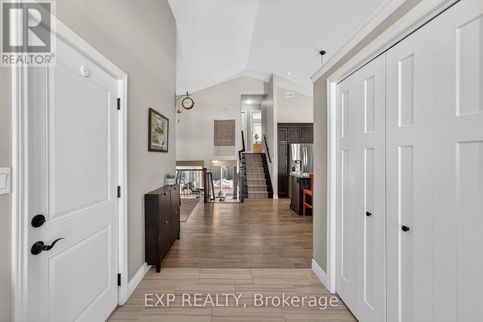 15 KEMPTON AVENUE Image 3