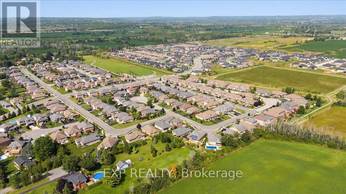 15 KEMPTON AVENUE Image 42