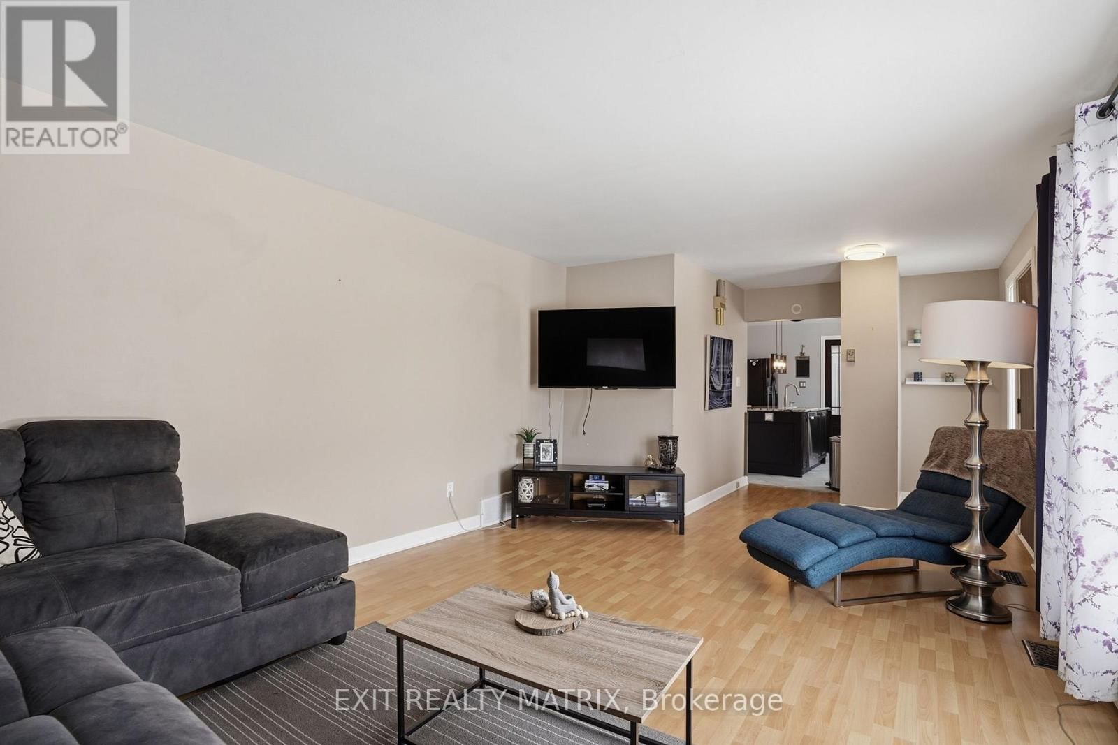 635 FRONT ROAD WEST Image 6