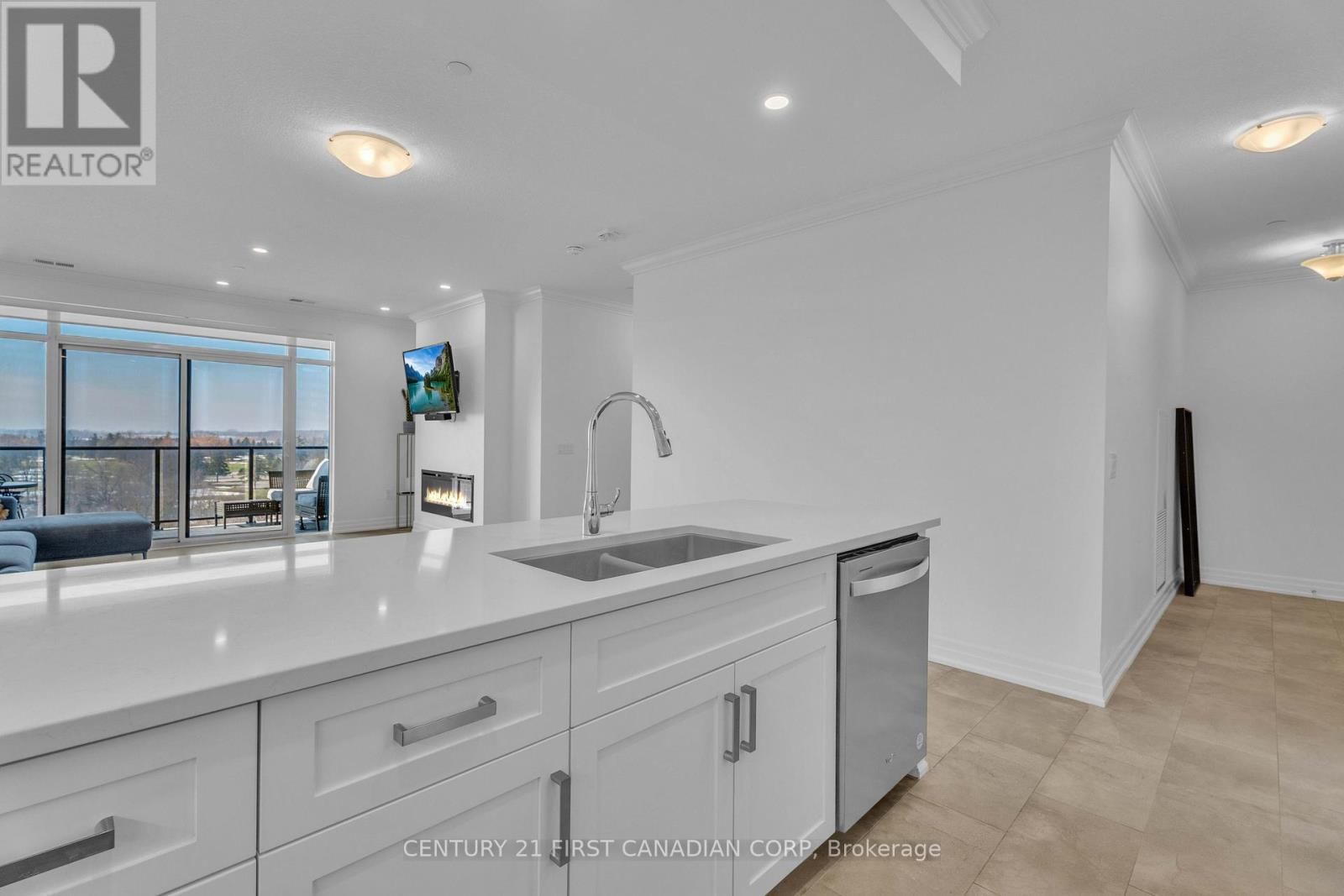 813 - 460 CALLAWAY ROAD Image 9