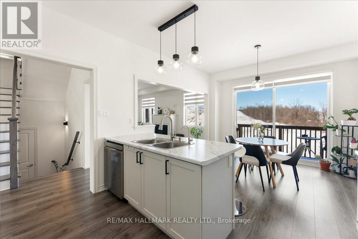 106 REA DRIVE Image 12