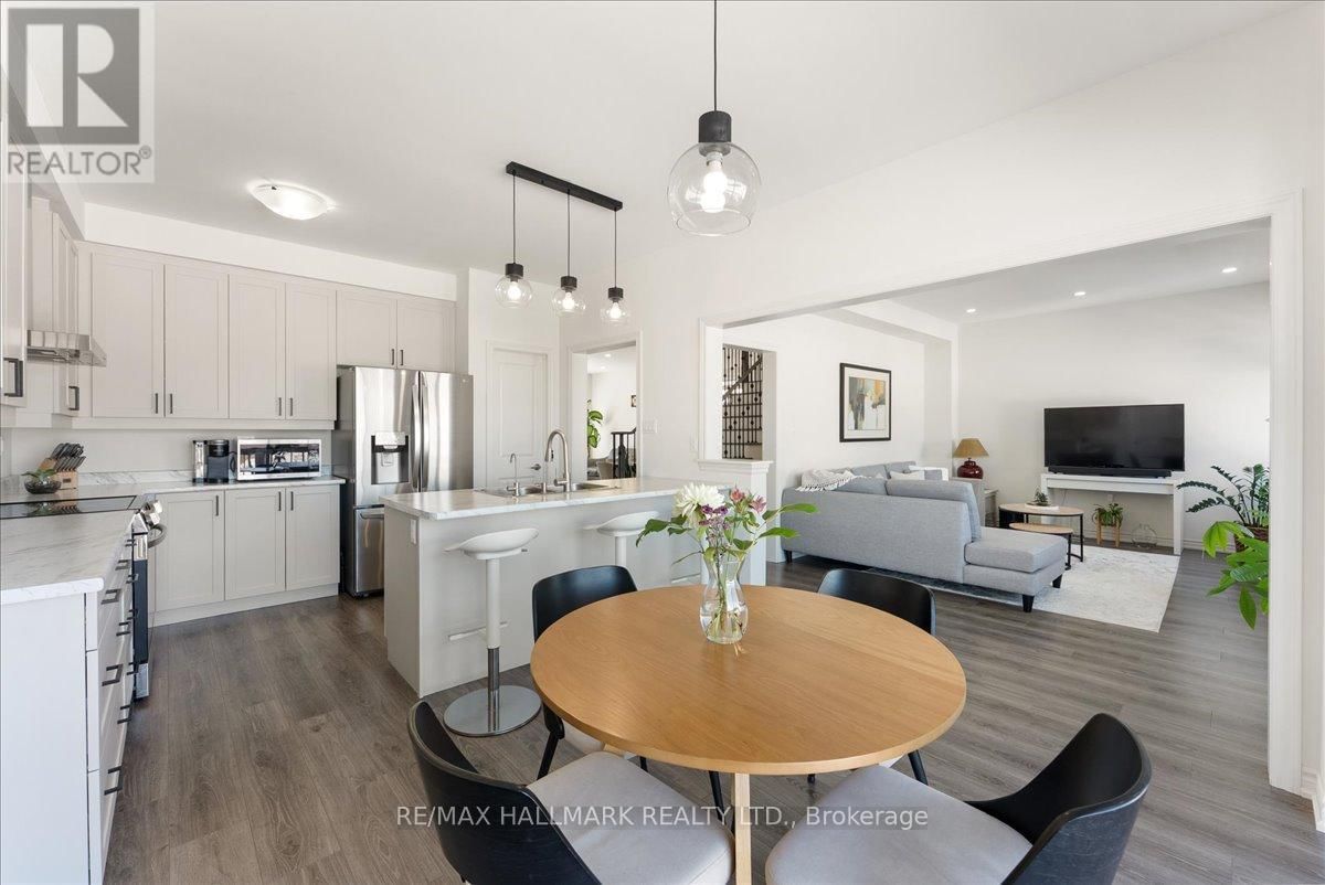 106 REA DRIVE Image 16