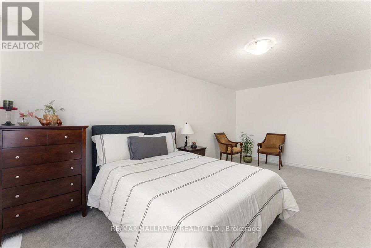 106 REA DRIVE Image 26