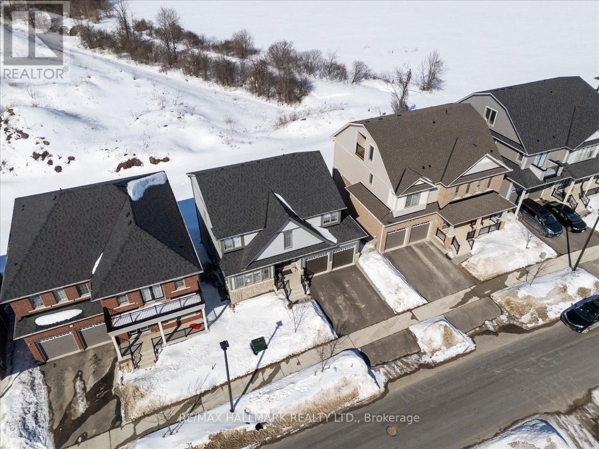 106 REA DRIVE Image 43