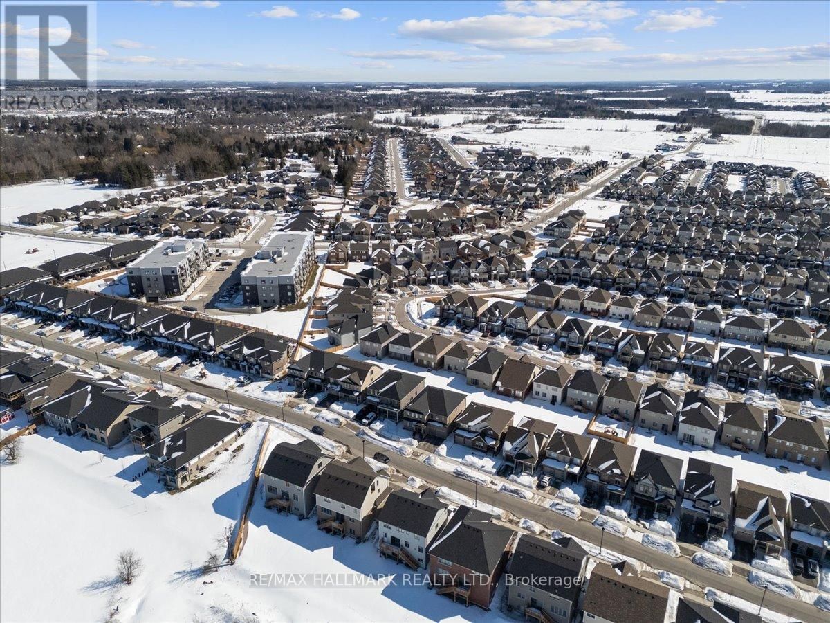 106 REA DRIVE Image 45