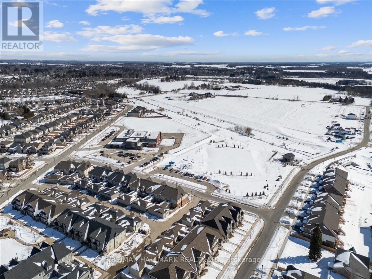 106 REA DRIVE Image 47