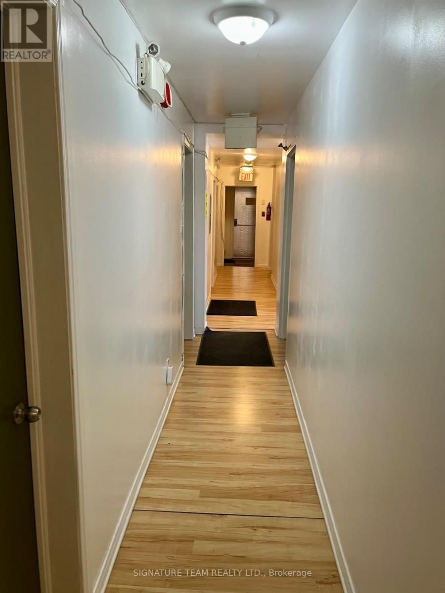 3 LAKE STREET Image 17