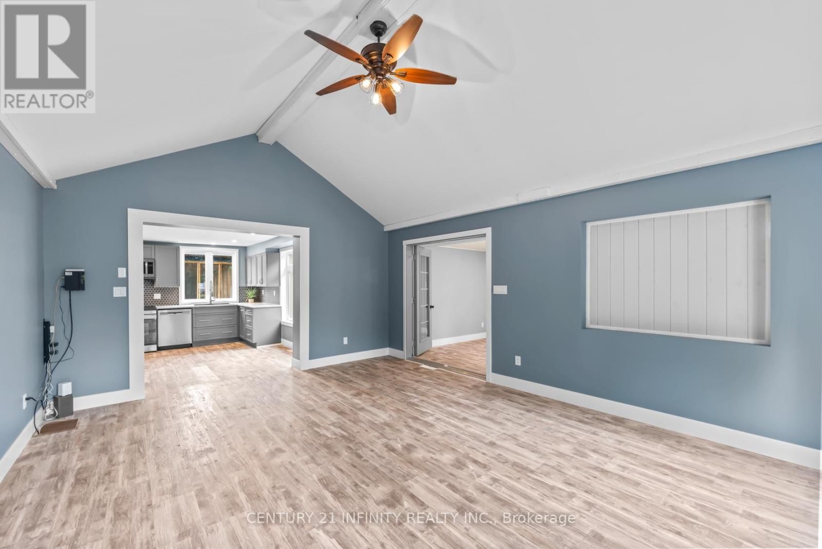 11 CAMPBELL STREET Image 21