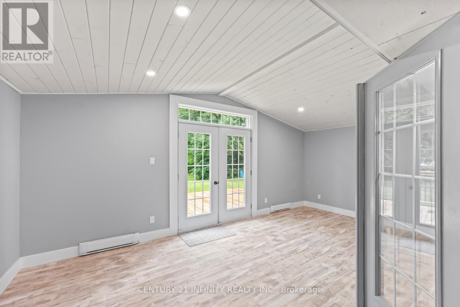 11 CAMPBELL STREET Image 26