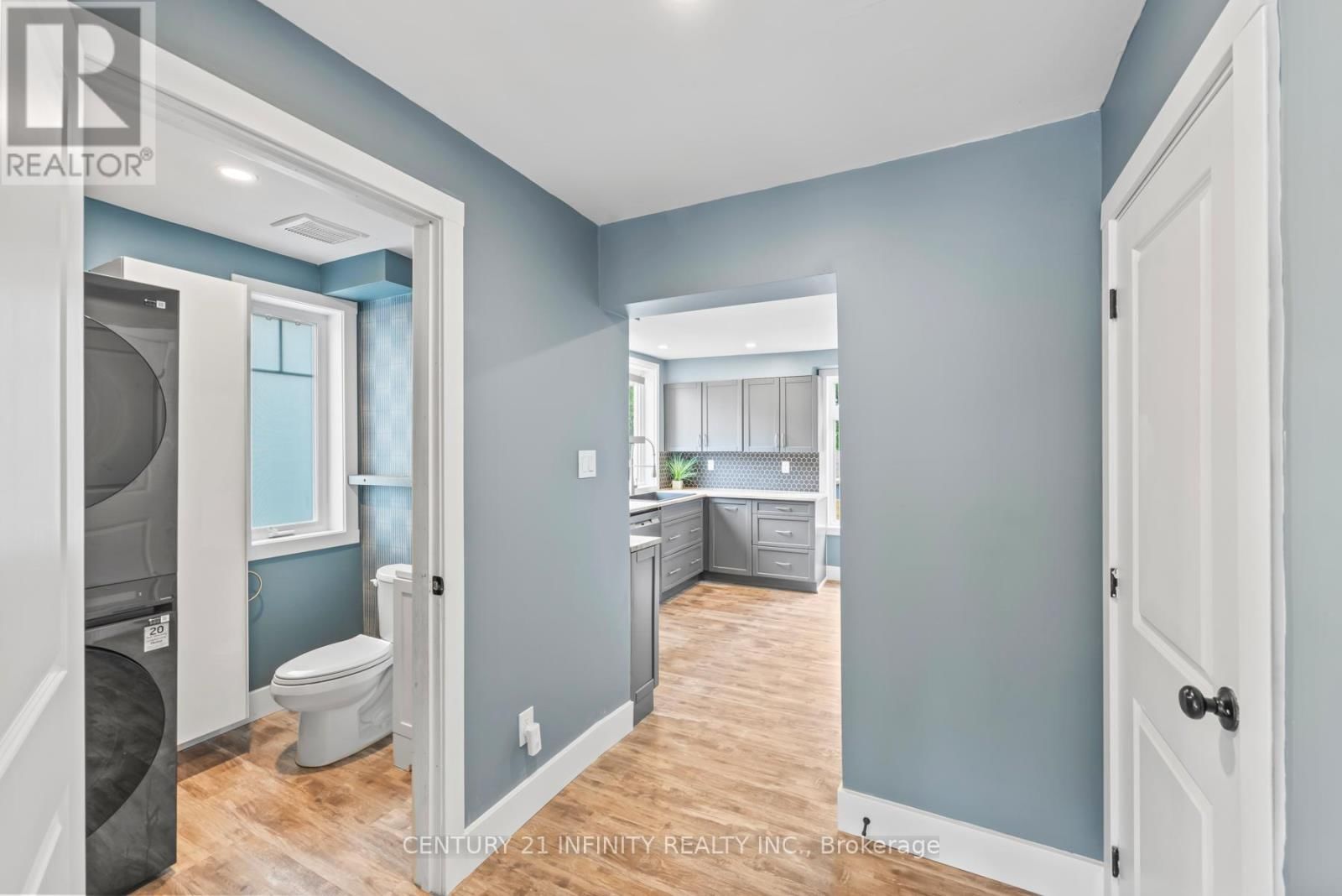 11 CAMPBELL STREET Image 31