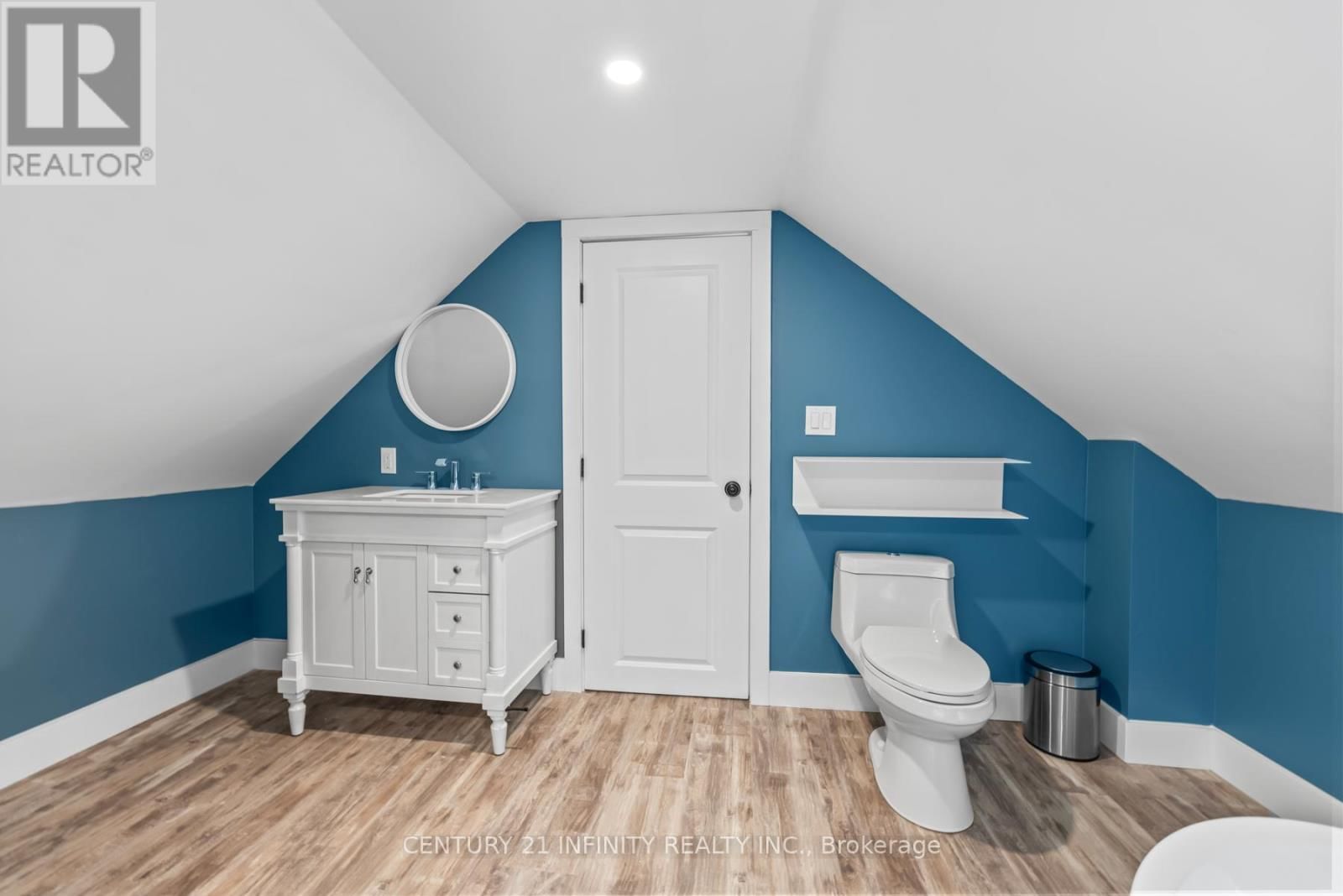 11 CAMPBELL STREET Image 46