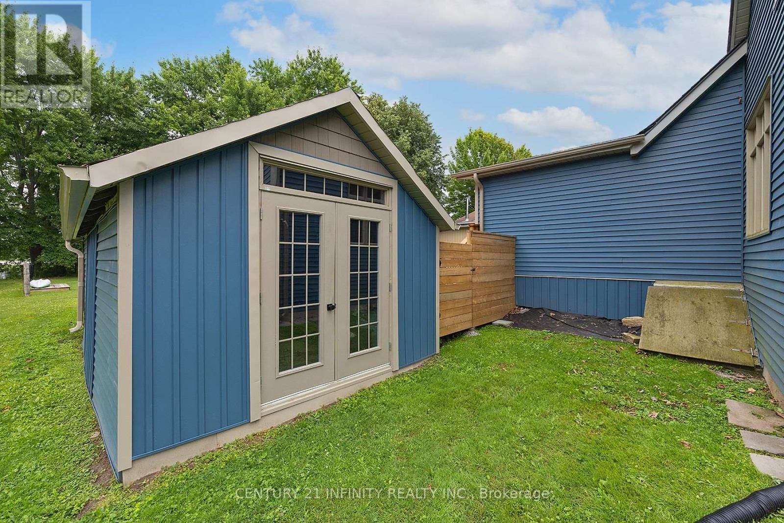 11 CAMPBELL STREET Image 5