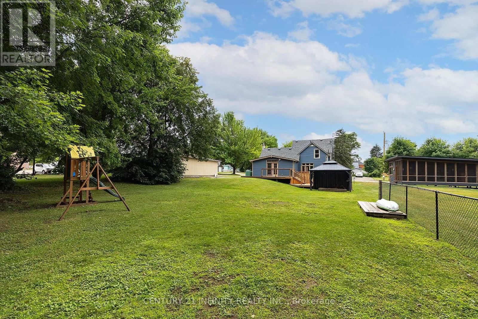 11 CAMPBELL STREET Image 6