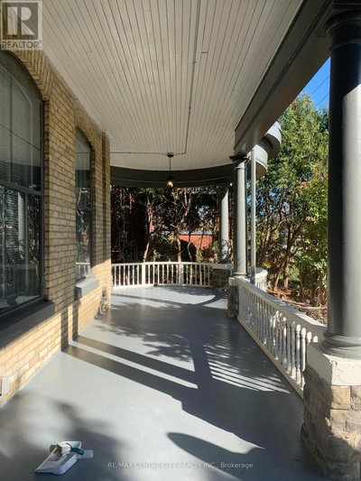 Commercial for Rent in Ontario