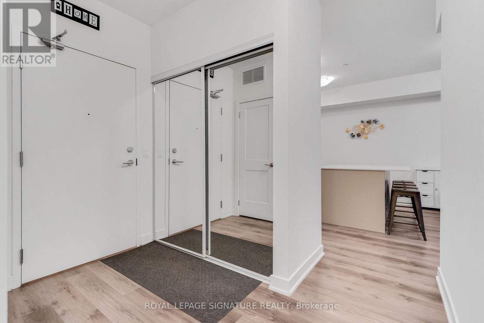 211 - 110 FERGUS AVENUE Image 12