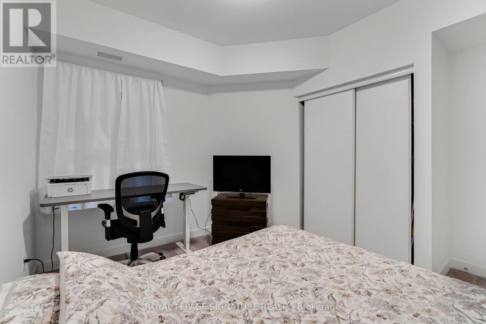 211 - 110 FERGUS AVENUE Image 20