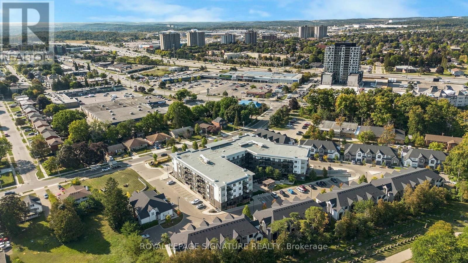 211 - 110 FERGUS AVENUE Image 3