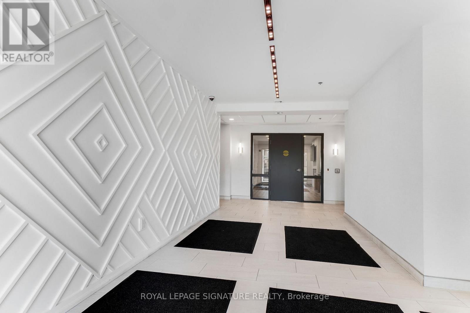 211 - 110 FERGUS AVENUE Image 7