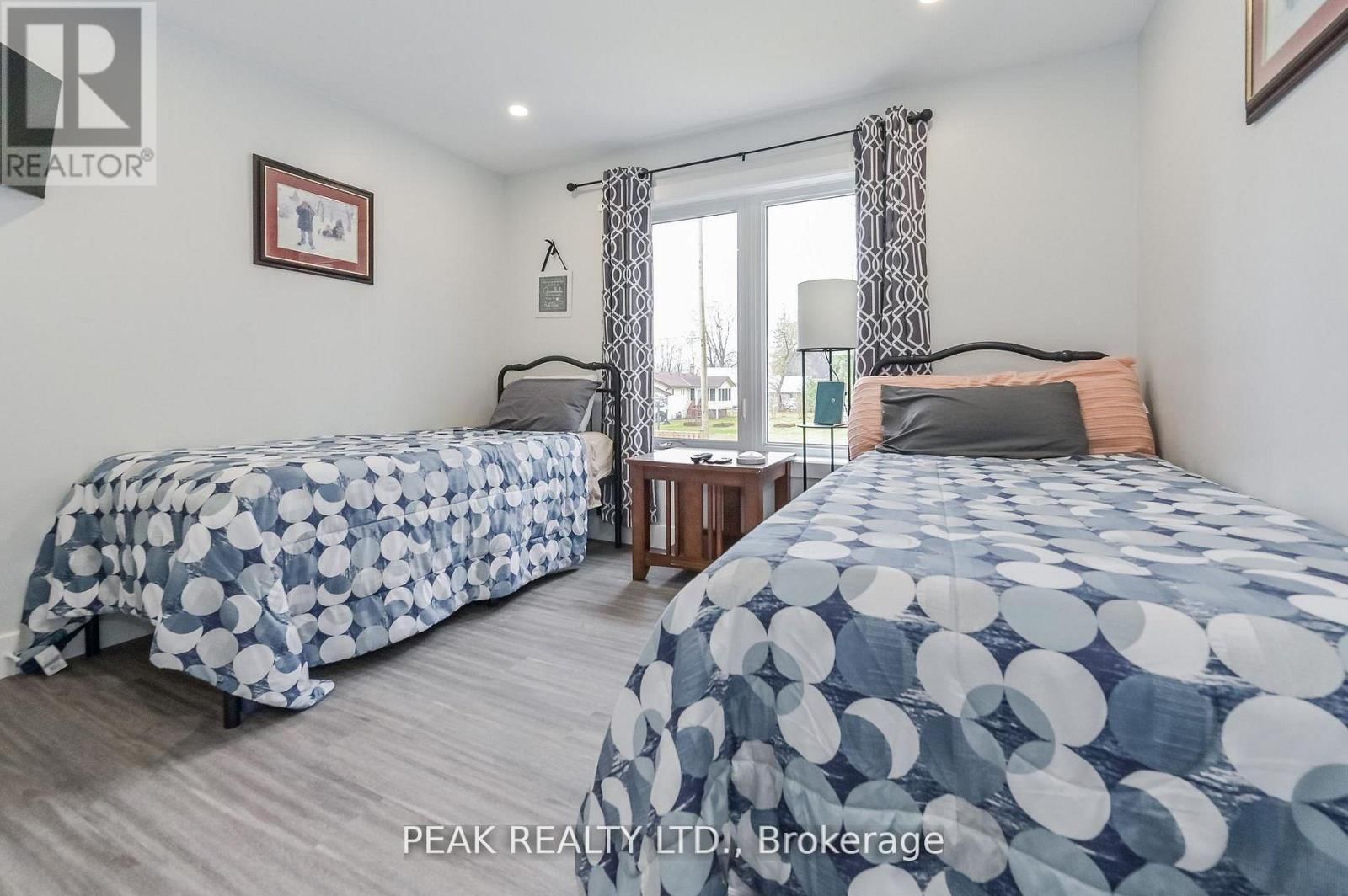 1020 VICTORIA STREET Image 15