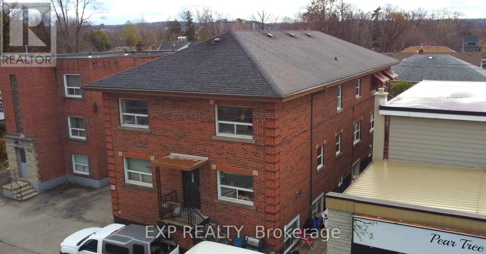 2342 KING ST E AVENUE Image 1