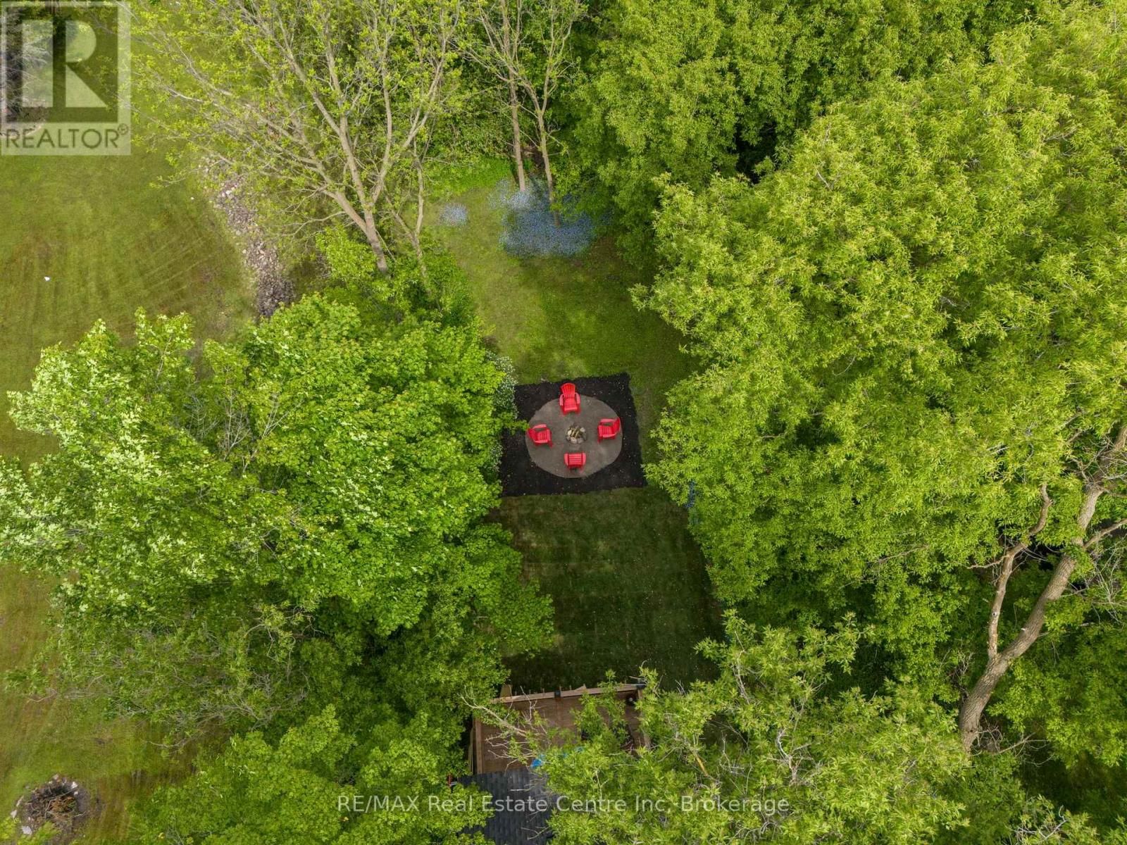 1283 SWAN STREET Image 47