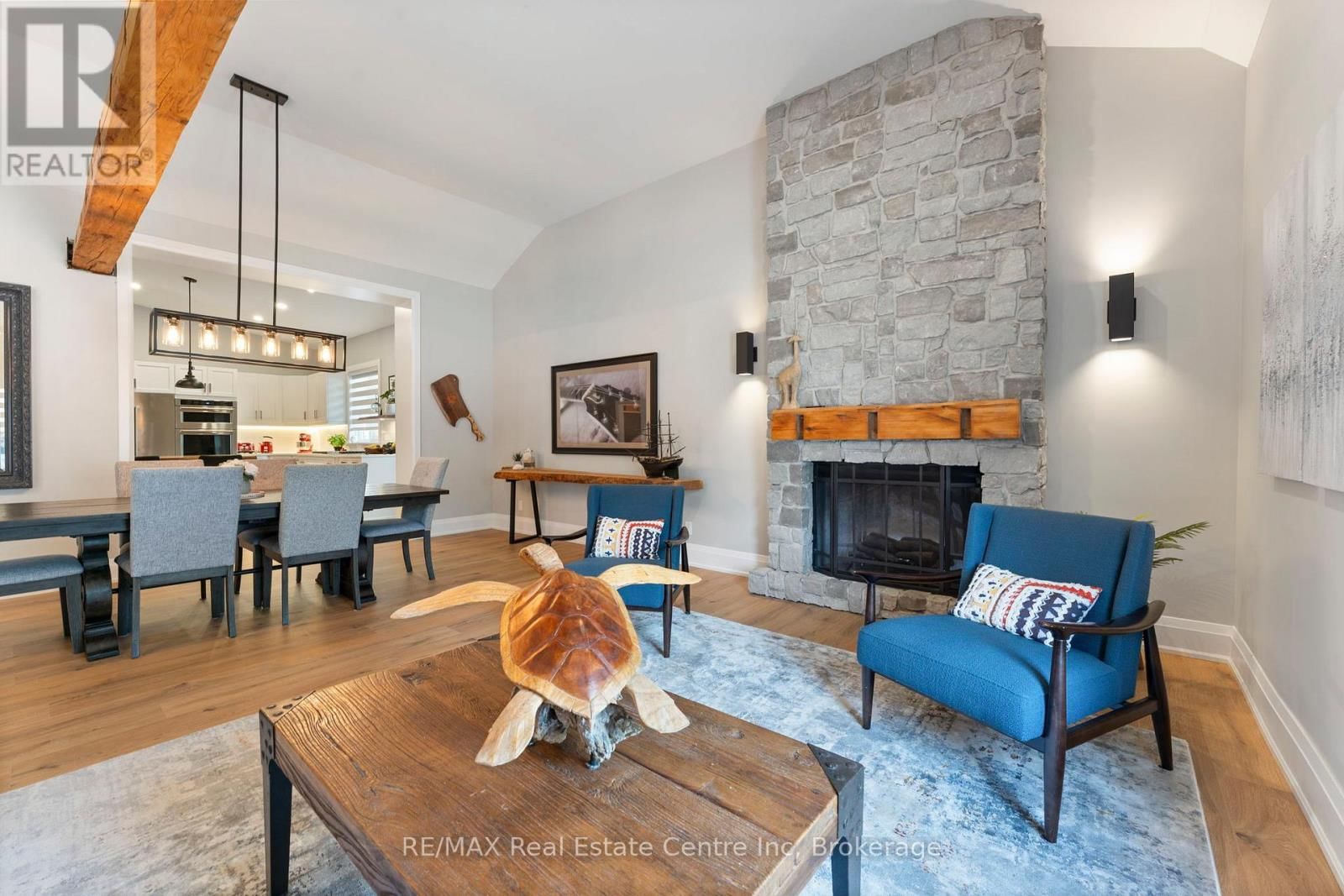 1283 SWAN STREET Image 8