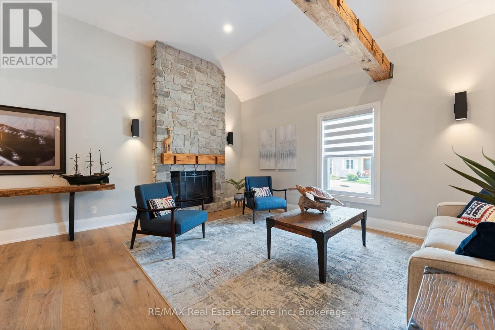 1283 SWAN STREET Image 9