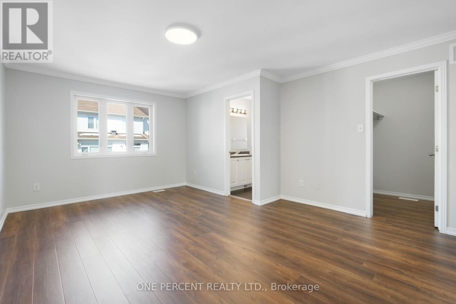 209 ROLLING MEADOW CRESCENT Image 20