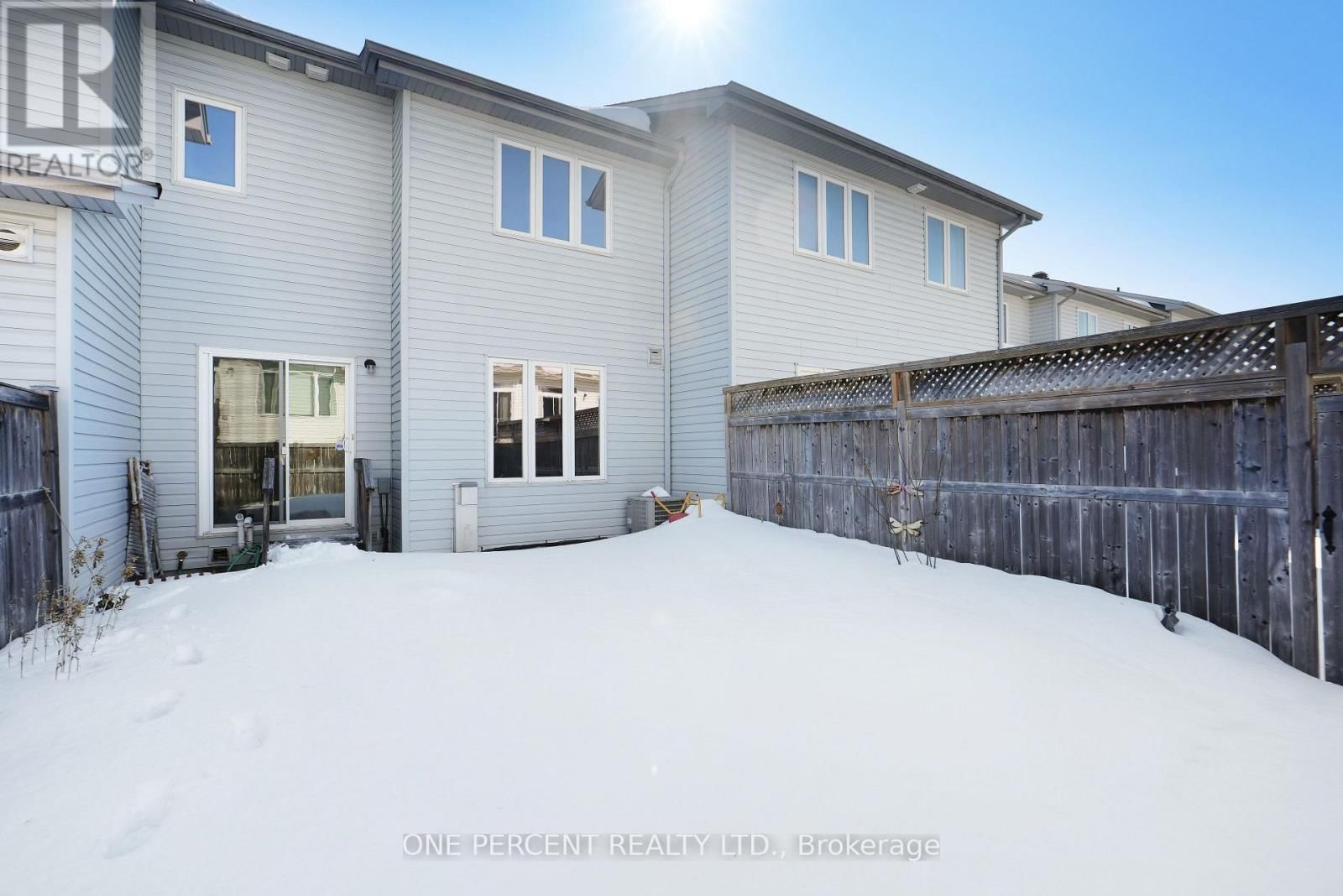 209 ROLLING MEADOW CRESCENT Image 33