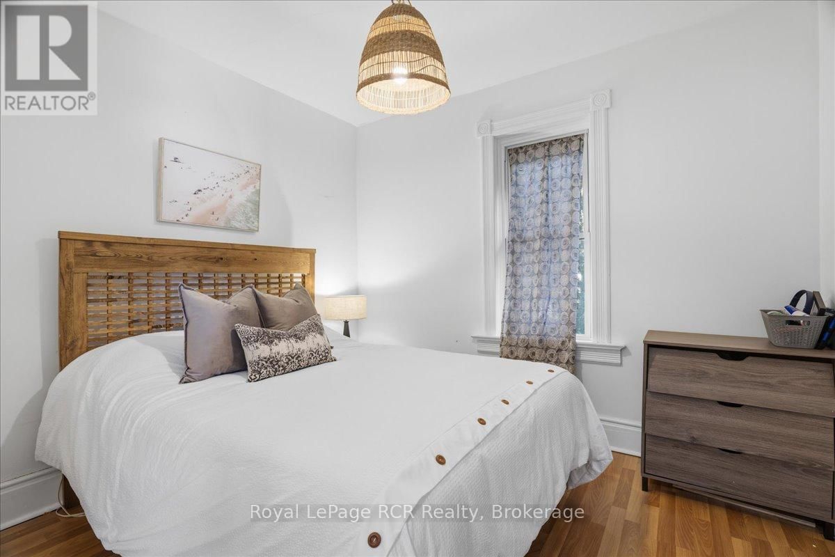 392010 GREY ROAD 109 Image 26