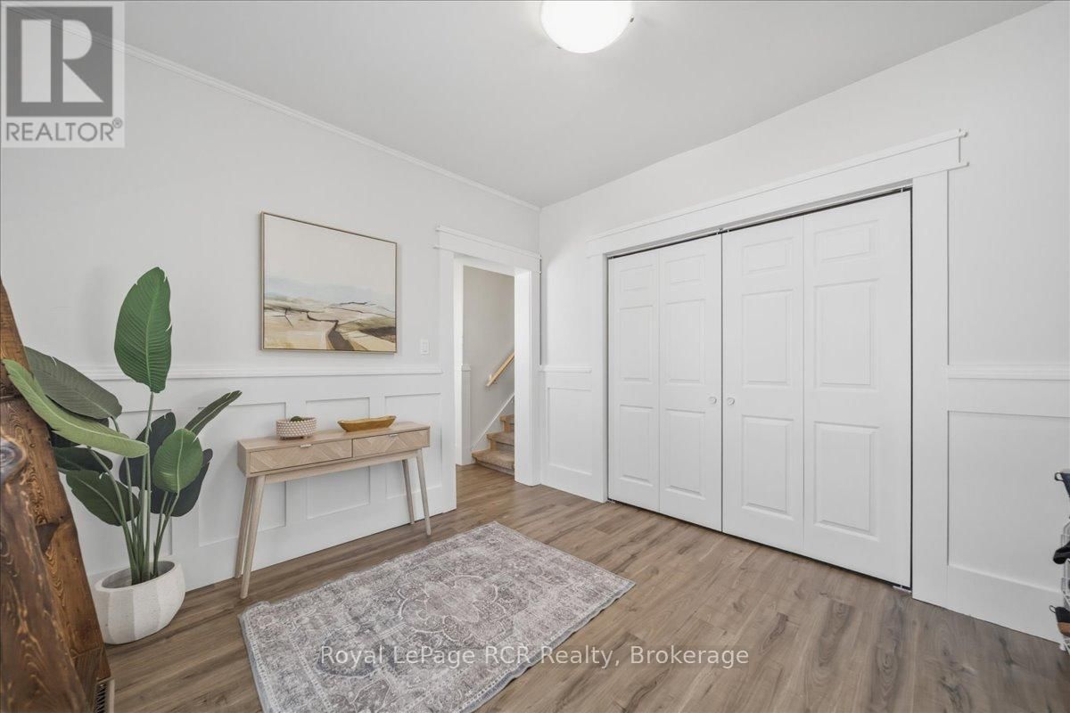 392010 GREY ROAD 109 Image 6