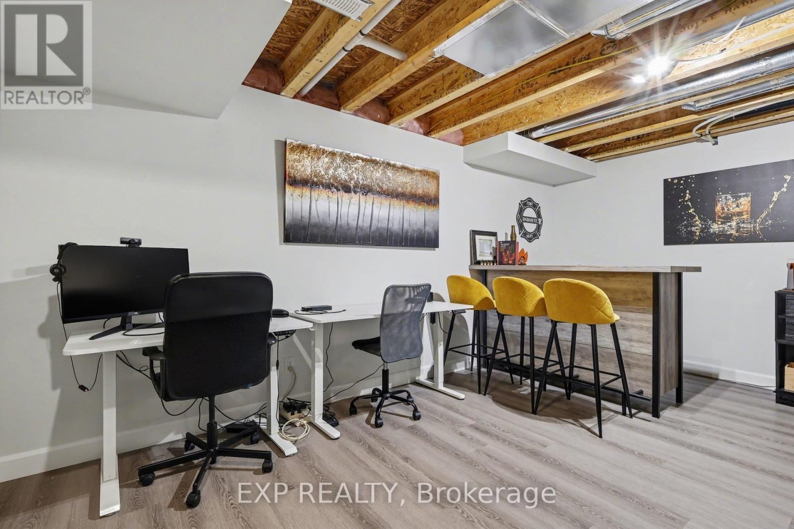 364 STERLING AVENUE Image 26