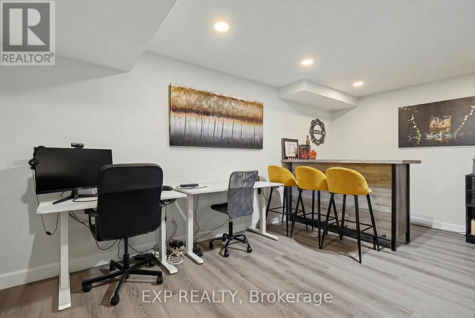 364 STERLING AVENUE Image 27