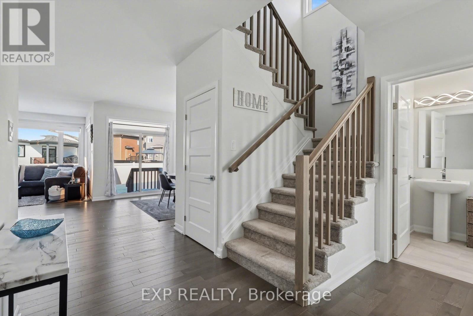 364 STERLING AVENUE Image 5