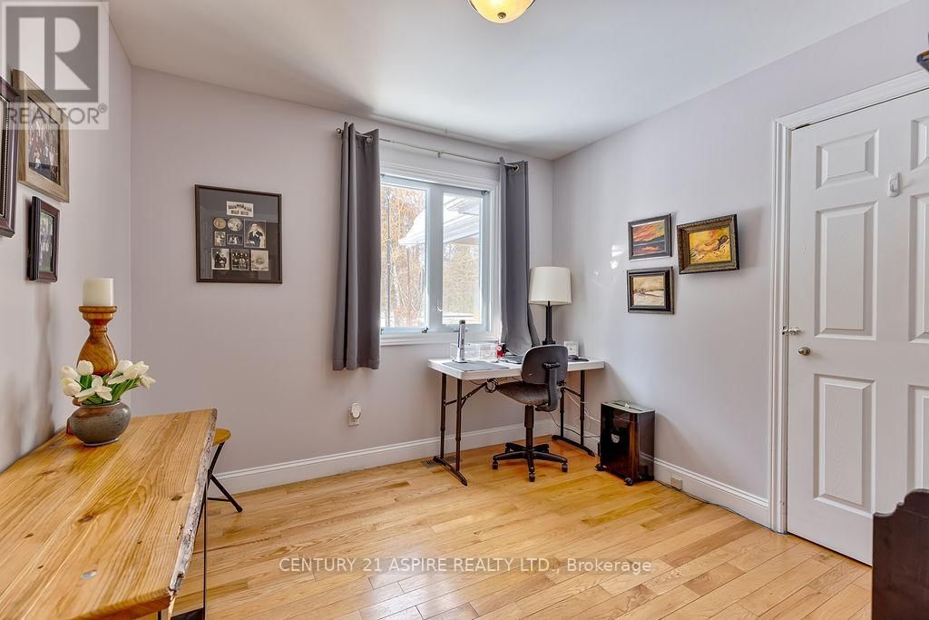 1576 GARDEN OF EDEN ROAD Image 11