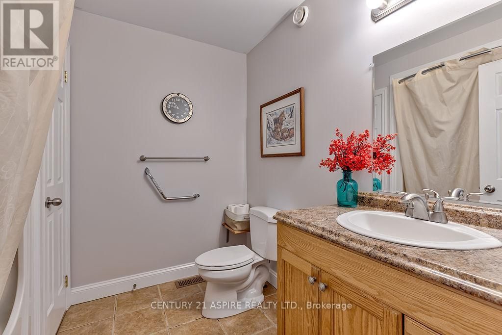 1576 GARDEN OF EDEN ROAD Image 12