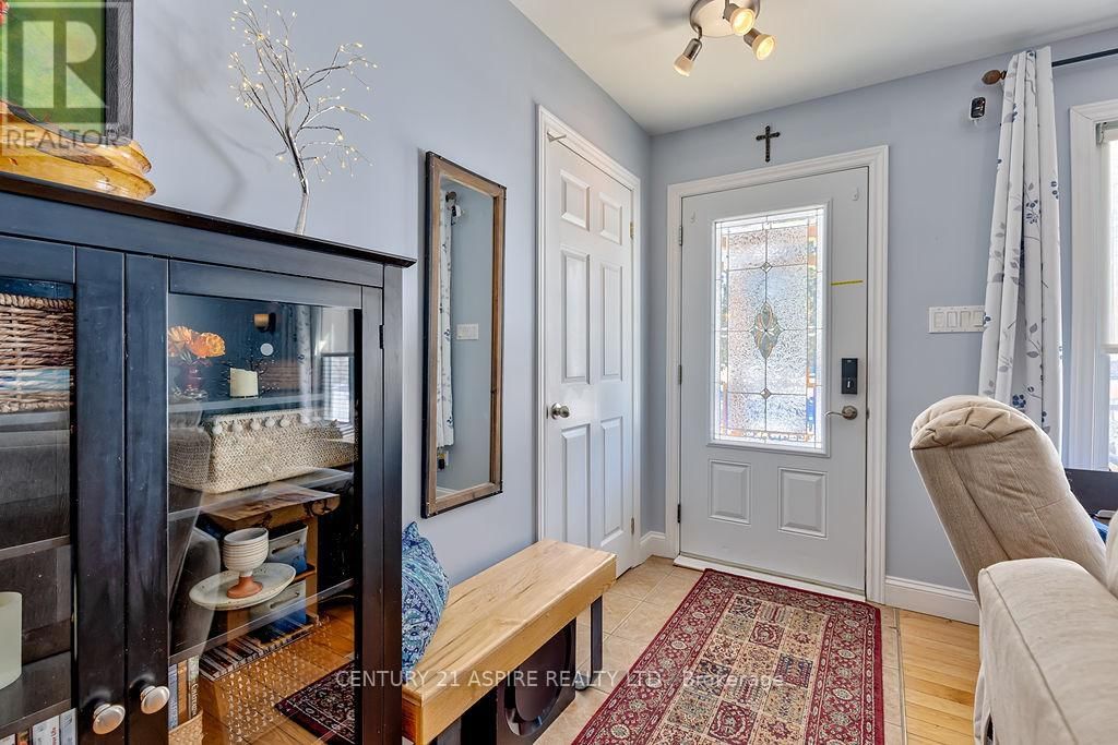 1576 GARDEN OF EDEN ROAD Image 16