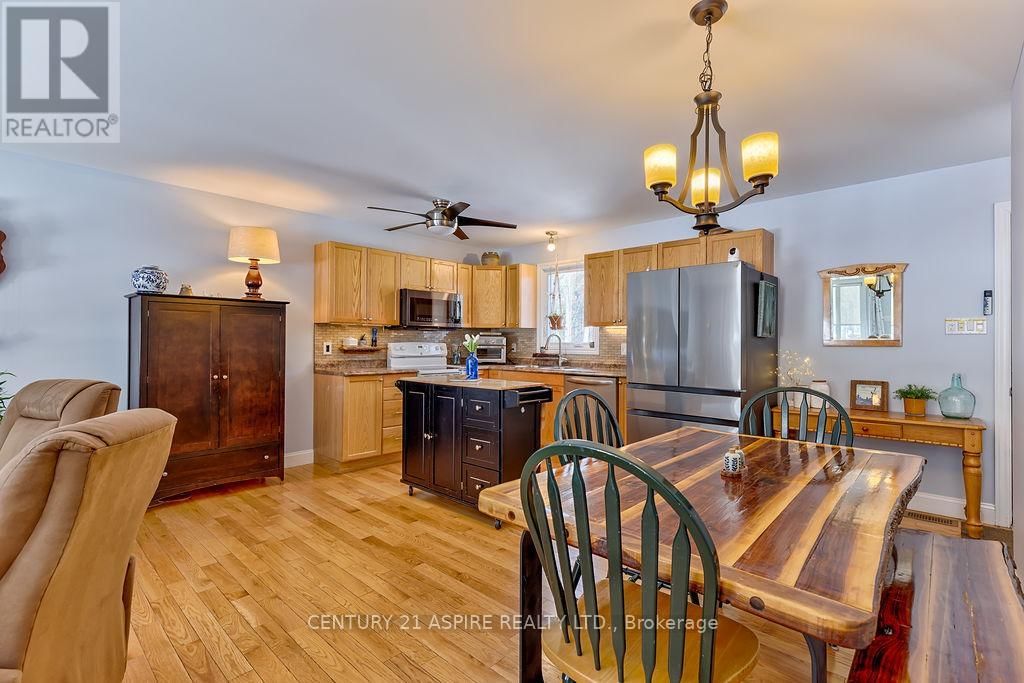 1576 GARDEN OF EDEN ROAD Image 19