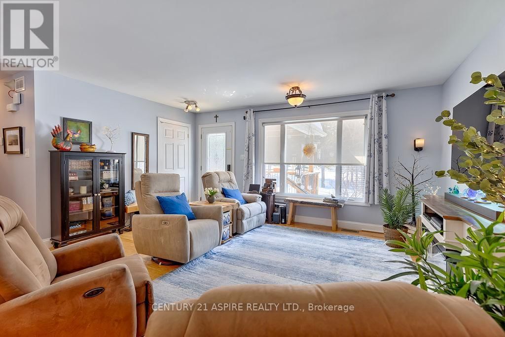 1576 GARDEN OF EDEN ROAD Image 22