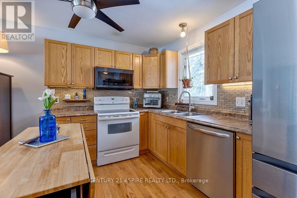 1576 GARDEN OF EDEN ROAD Image 26