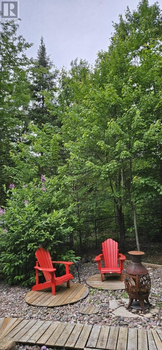 1576 GARDEN OF EDEN ROAD Image 42