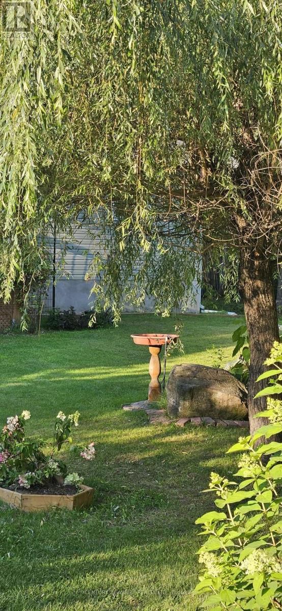 1576 GARDEN OF EDEN ROAD Image 45