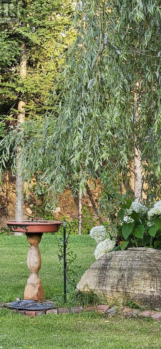 1576 GARDEN OF EDEN ROAD Image 46