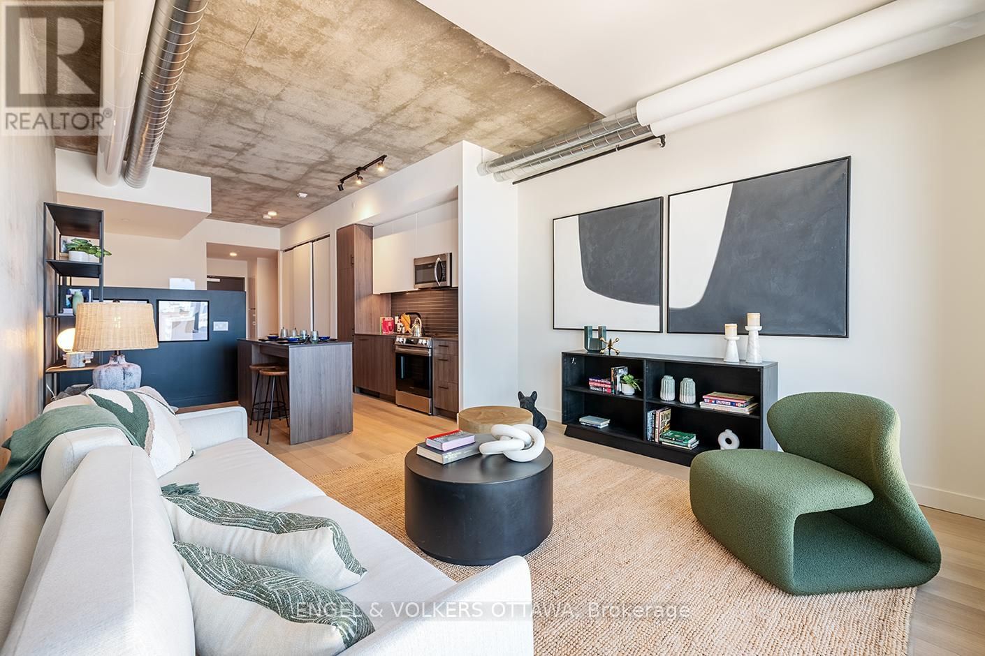 709 - 10 JAMES STREET Image 26