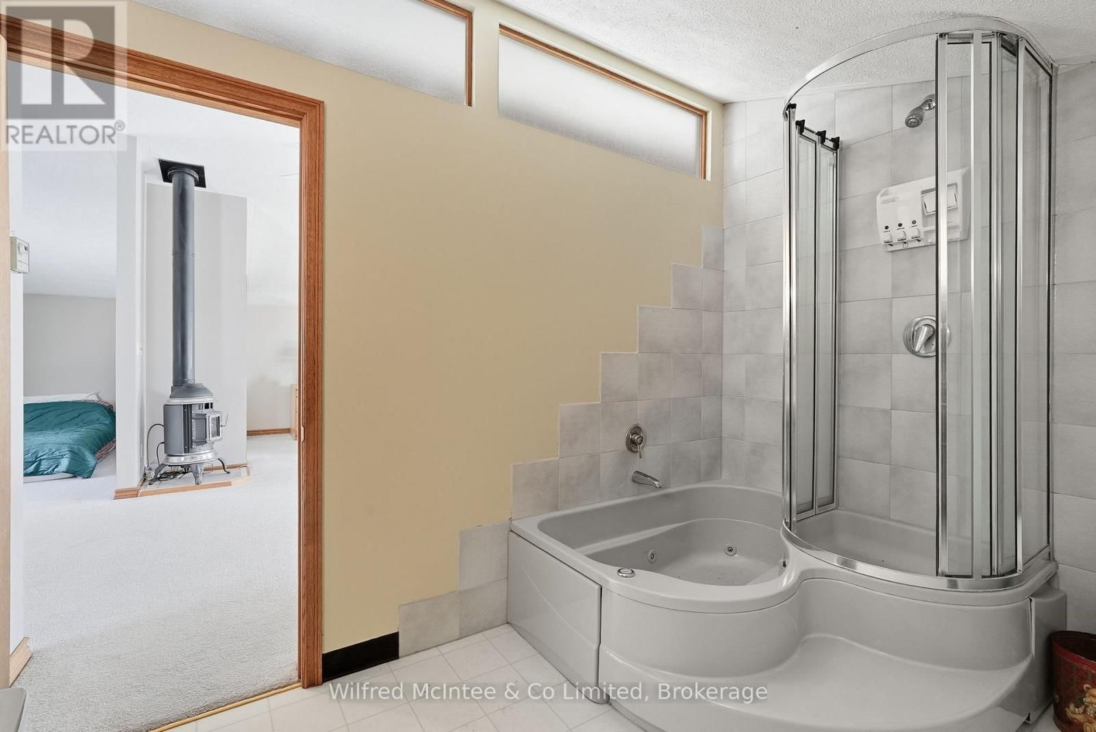 1773 BRUCE ROAD 10 Image 27