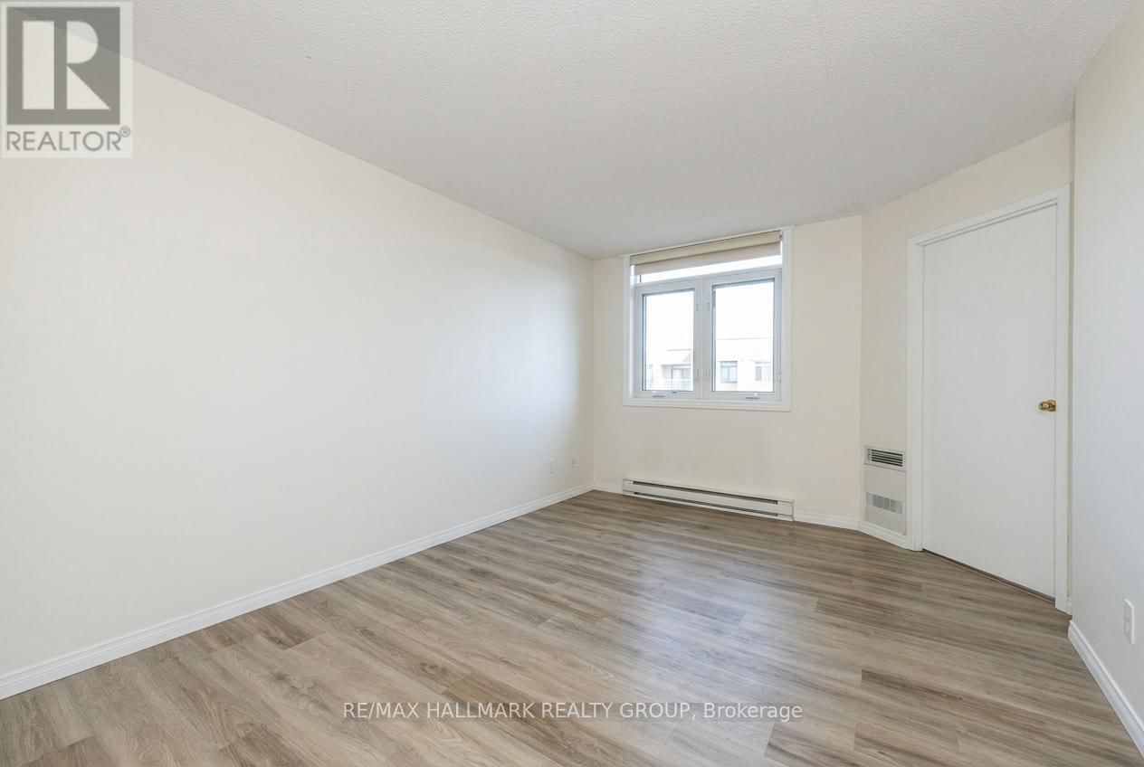 1009 - 1025 GRENON AVENUE Image 19