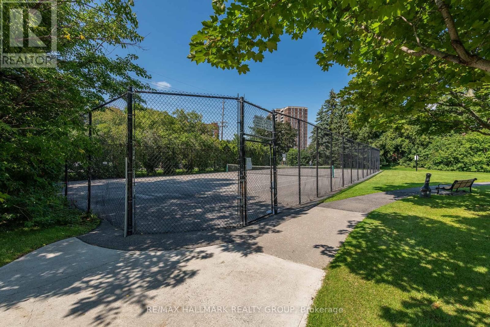 1009 - 1025 GRENON AVENUE Image 28