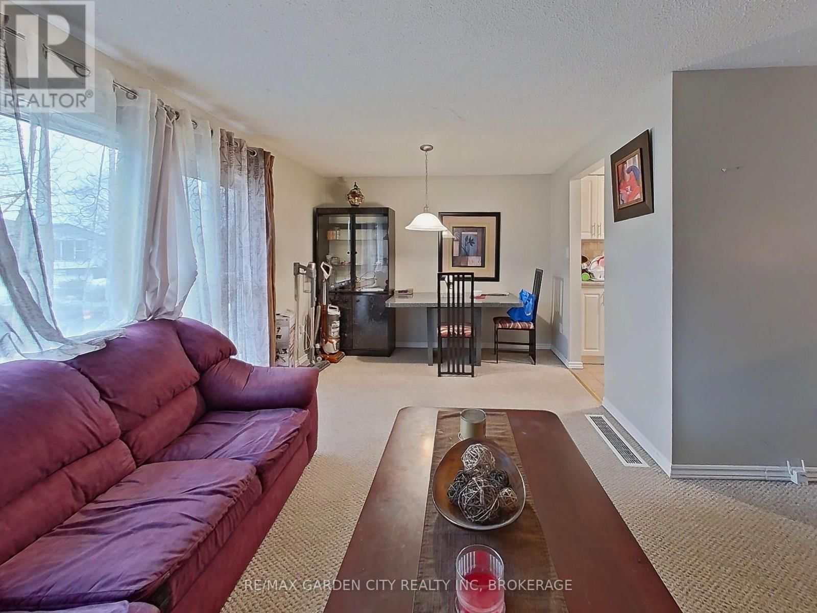 3 TARA CRESCENT Image 10