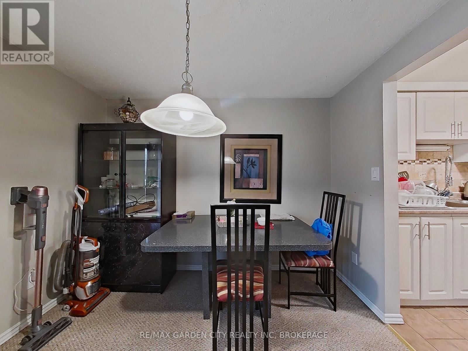 3 TARA CRESCENT Image 12